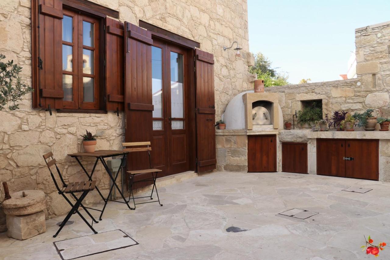 Rothkia'S Home Parekklisia Bagian luar foto