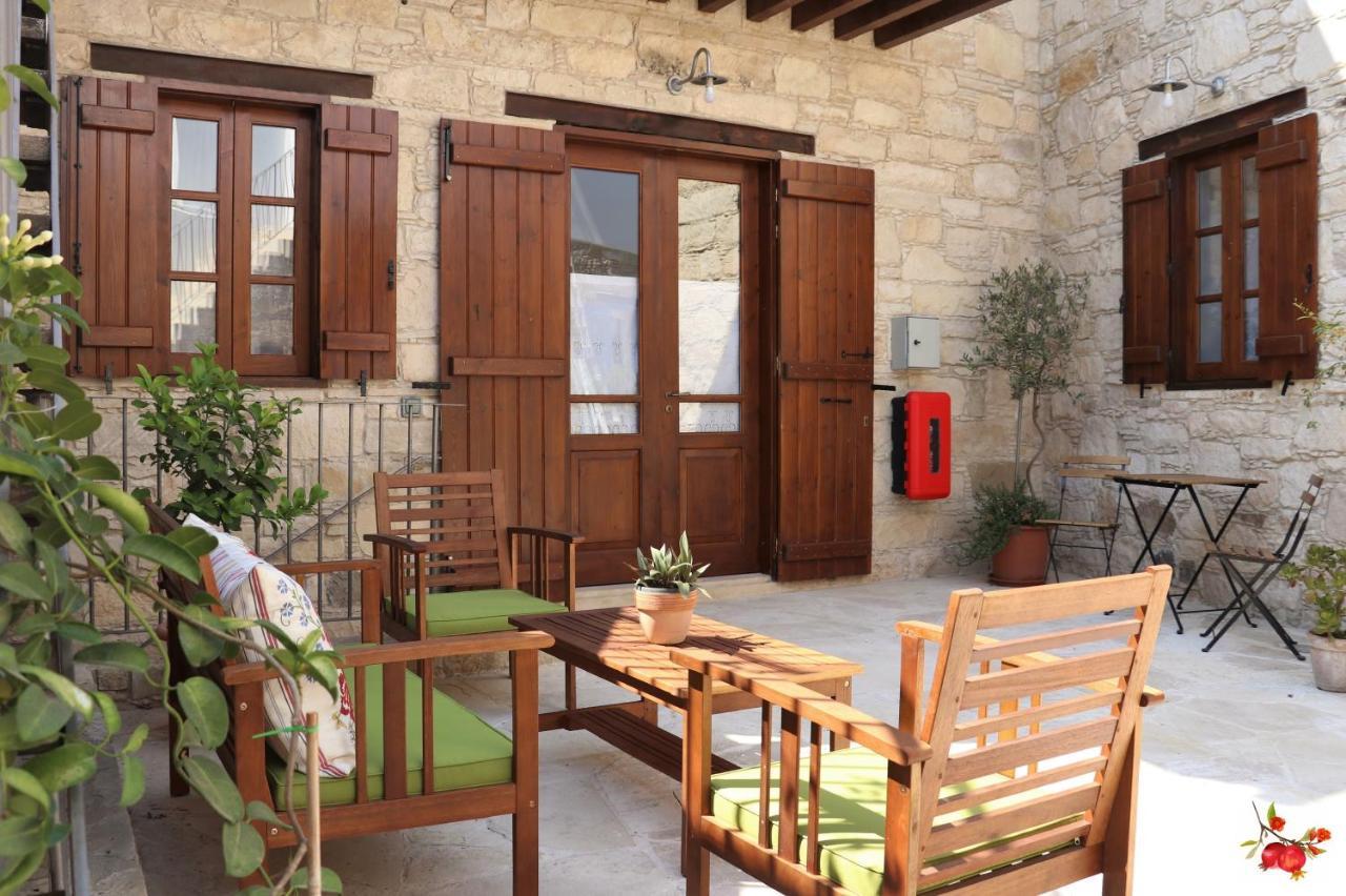 Rothkia'S Home Parekklisia Bagian luar foto
