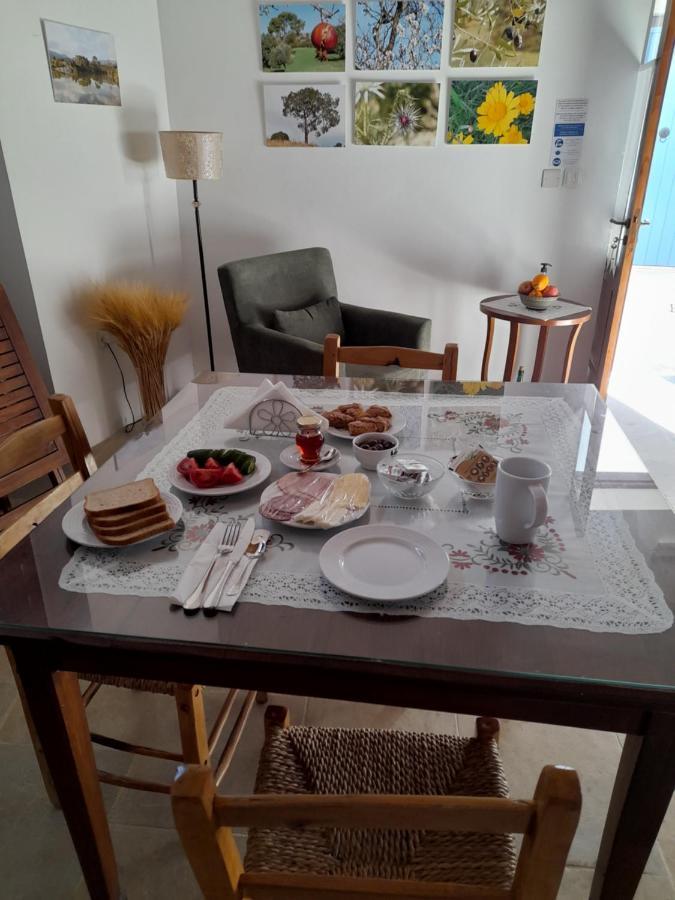 Rothkia'S Home Parekklisia Bagian luar foto
